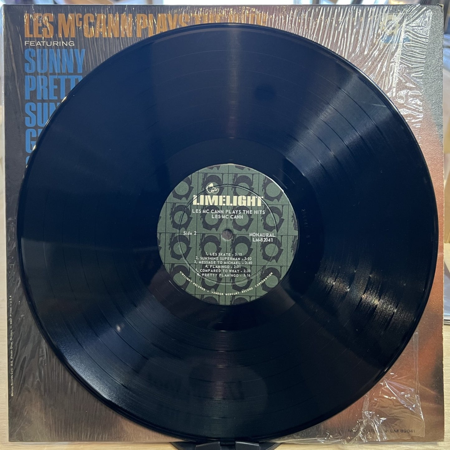 Les McCann | Plays The Hits (Vinyl) (Used)