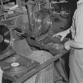 Spinning History: Indiana, Chicago, and the Vinyl Record Renaissance